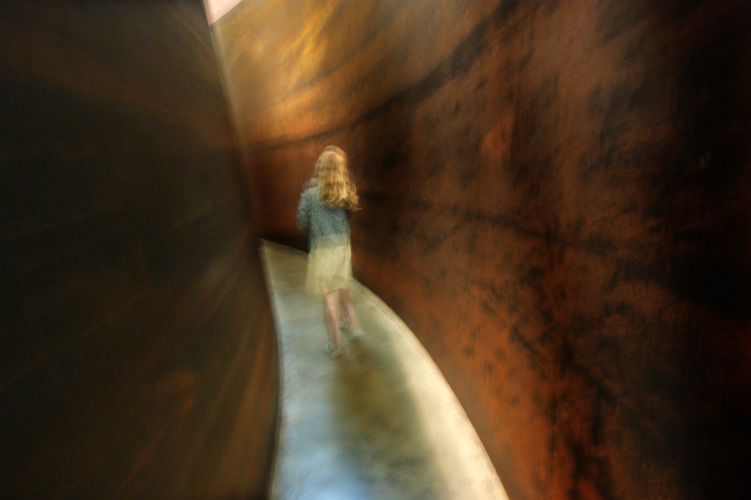 fleeing_serra12